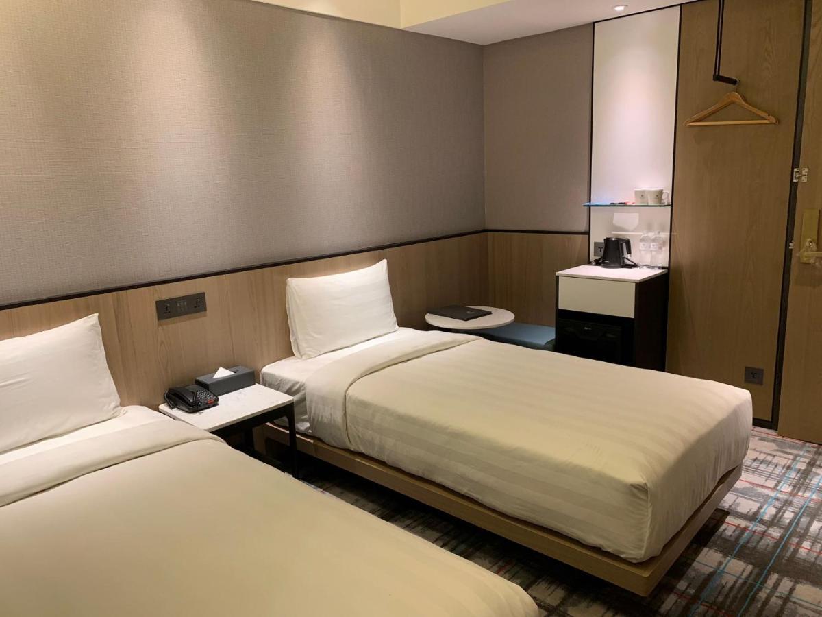 Midtown Richardson Hotel 4*