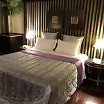 Love Tree Motel