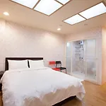 Hsin Fang Hotel