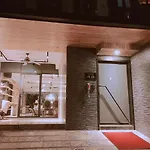 West Inn48