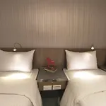 West Inn48