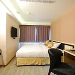 欣欣旅店