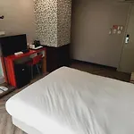 Ximen Garden Inn