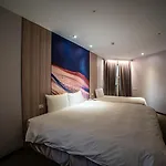 Artinn藝築文旅-台北站前館