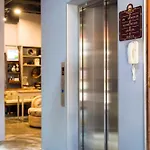 Old Door Hostel & Bar