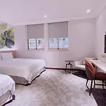 East Dragon Hotel
