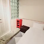 Cheers Loft Self Check-In Hotel