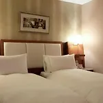 Elegance Hotel