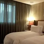 Elegance Hotel