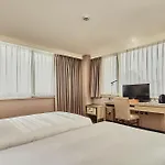 Orange Hotel - Linsen, Taipei