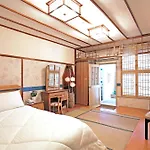 Phoenix Pavilion Hot Spring Hotel
