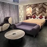 Chamotel - Lujhou