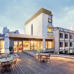 Check Inn Select Taipei Yamgmingshan