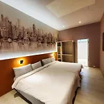 Fashion Home Business Hotel 時尚居商旅