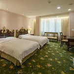 Grand Pleasure Spring Hotel