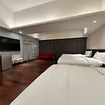 Cz Inn 101-4