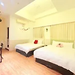 Good 9 Stay Inn