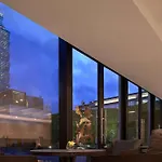 Humble House Taipei, Curio Collection By Hilton