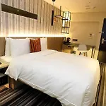 Via Hotel - Zhongxiao