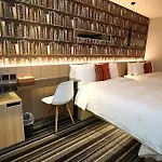 Via Hotel - Zhongxiao
