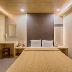 Empire Hotel