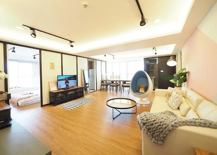 Oct Hot Wan Jiou 126 Apartment