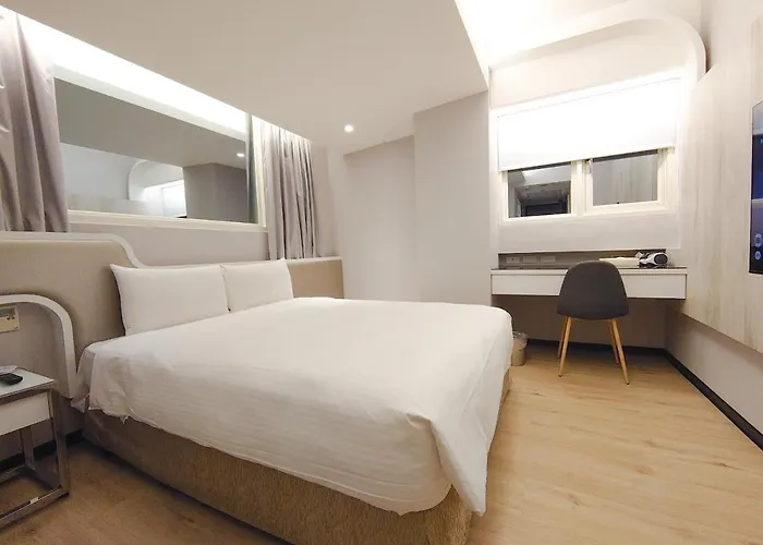 Hub Hotel Ximen Inn