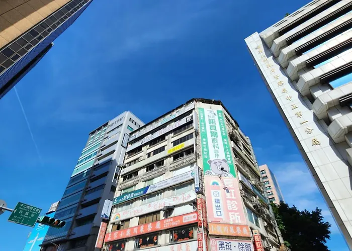 Inn Cube - Taipei Main Station