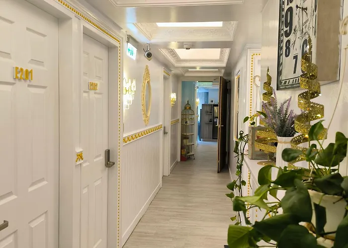 橙舍二館 Tw Hostel 2