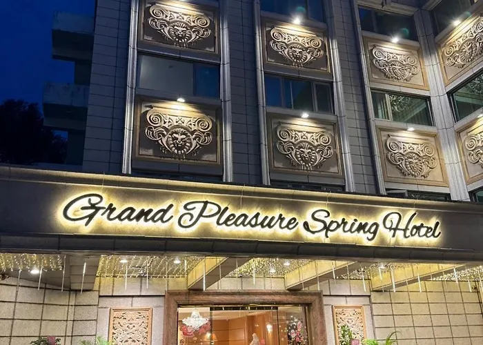 Grand Pleasure Spring Hotel