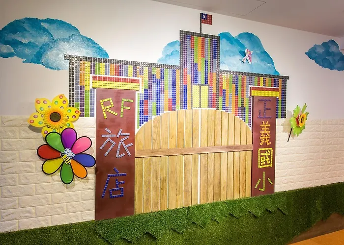 Rf Hotel - Sanchong