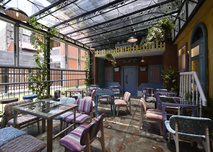 Dg Hotel