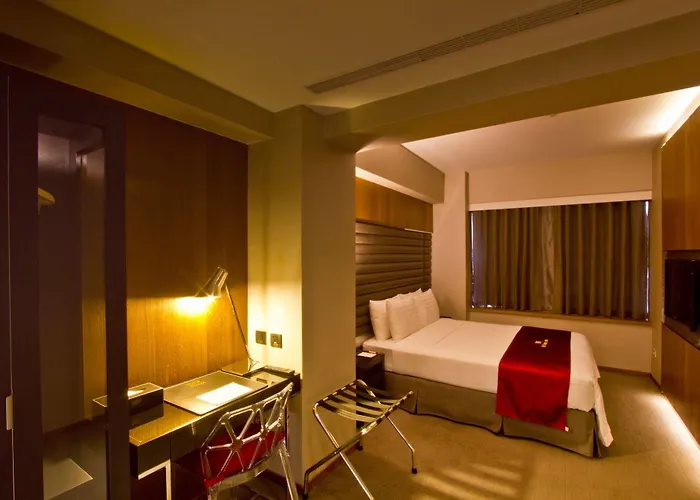 新麗旅店 Newful Hotel