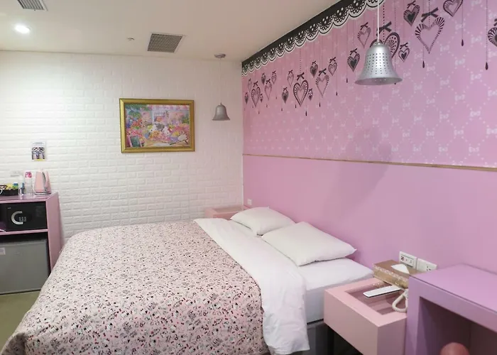 191 Hotel