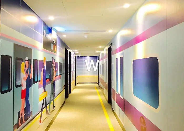 Airport Express Hotel