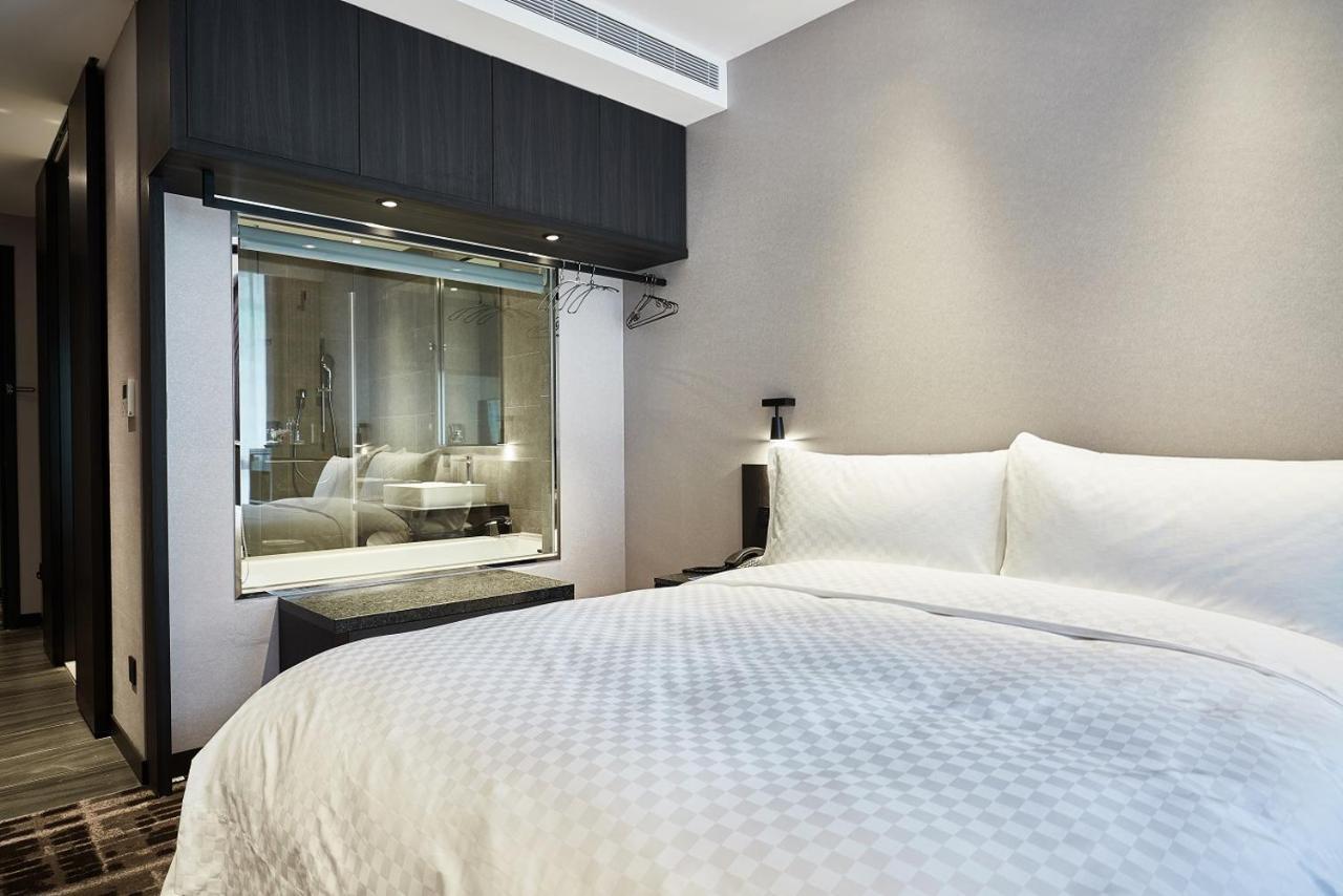 The Tango Shilin Hotel 4*
