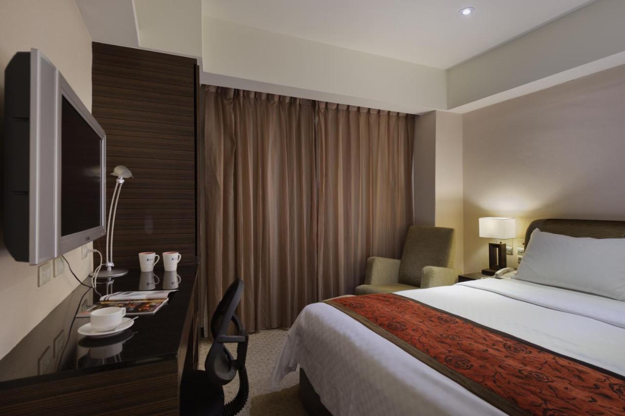 K Hotel 3*