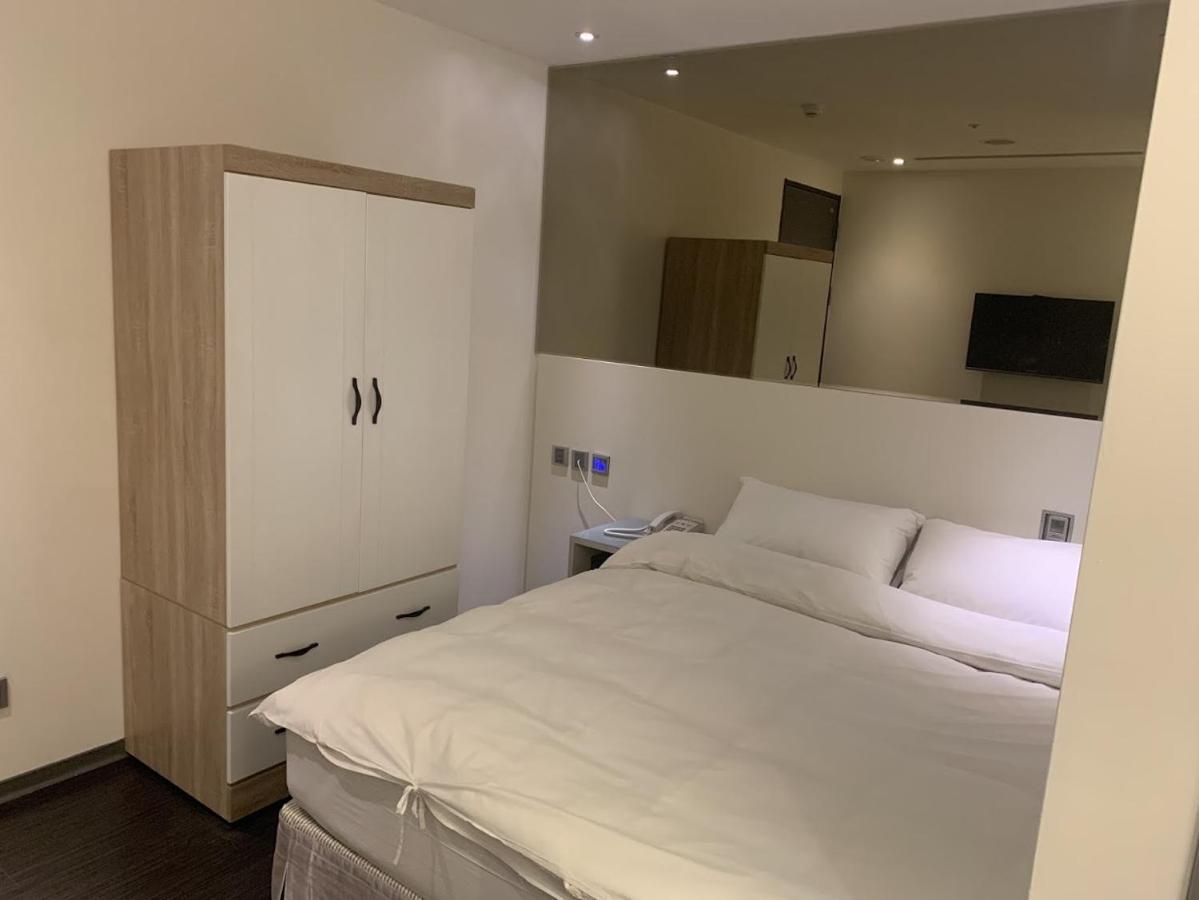 Forest Me World Guest house