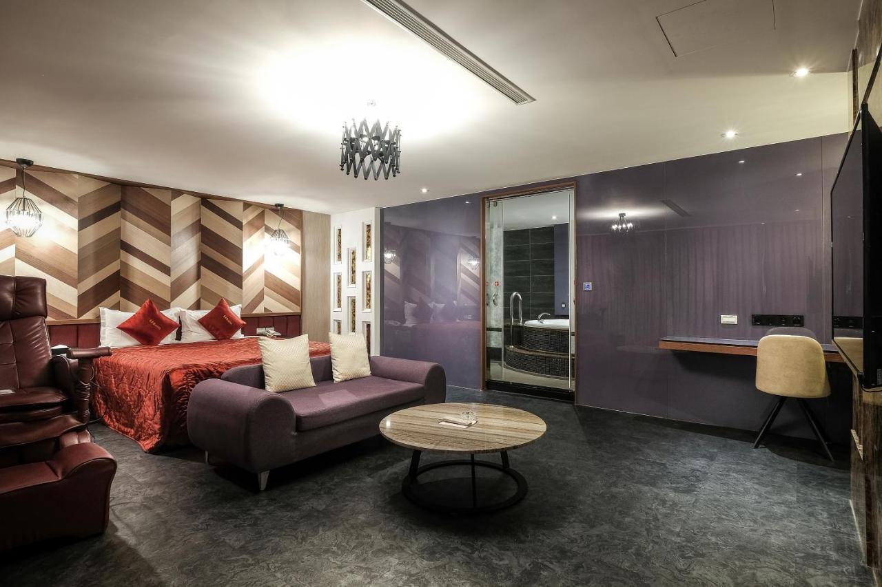 Chamotel - Lujhou 3*
