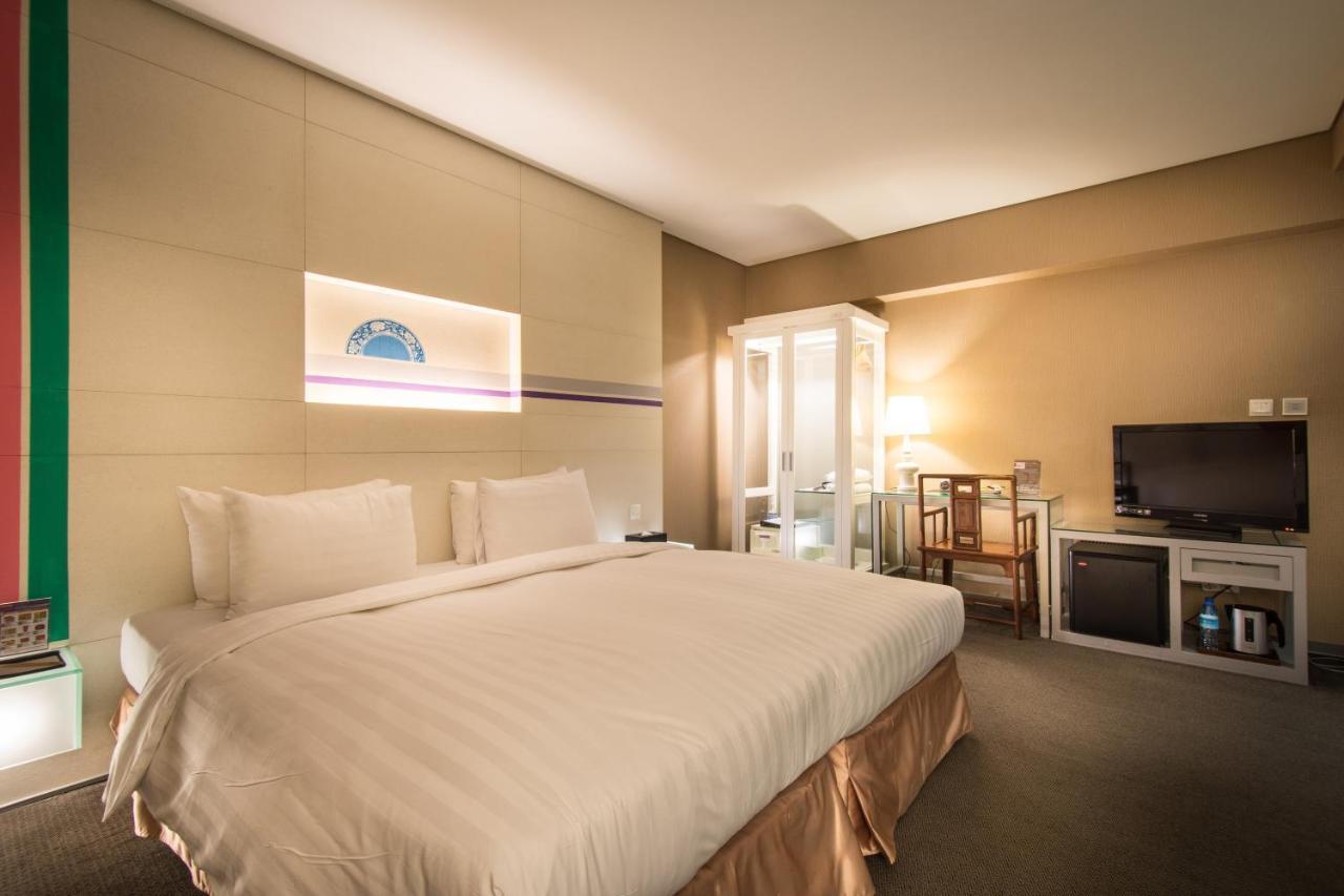 Green World Mai - Zhongshan Hotel 3*