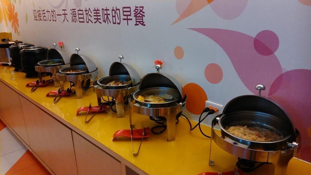 Hotel 柜富賓王旅店-台北館 Giant Rich King Plaza 3*