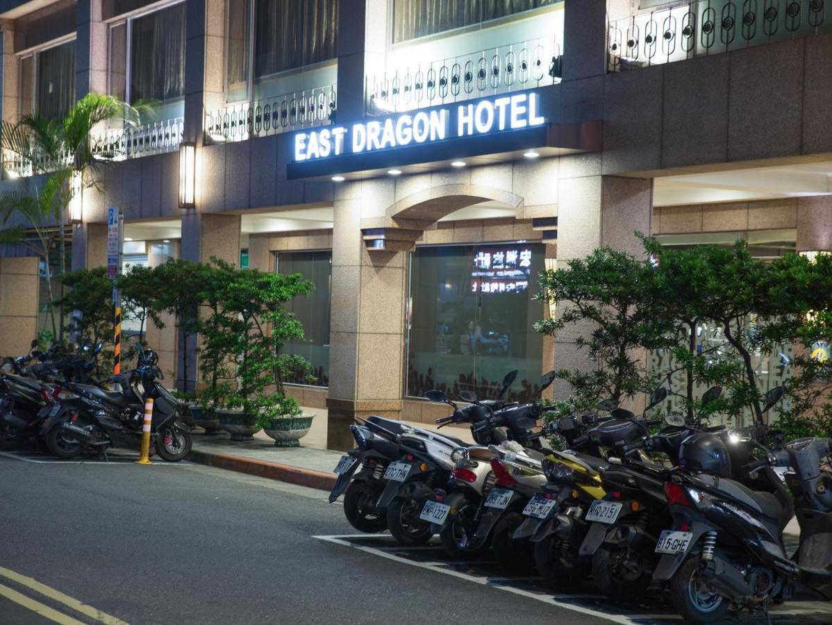 Penginapan East Dragon 3*