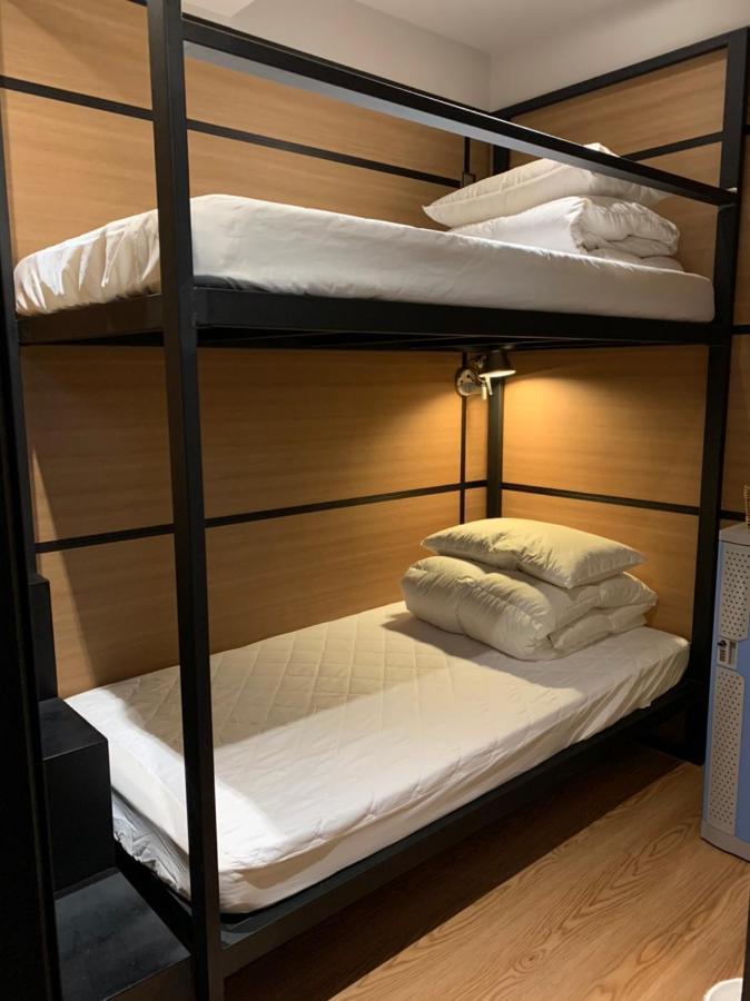 Travel Hotel kapsul Taipei