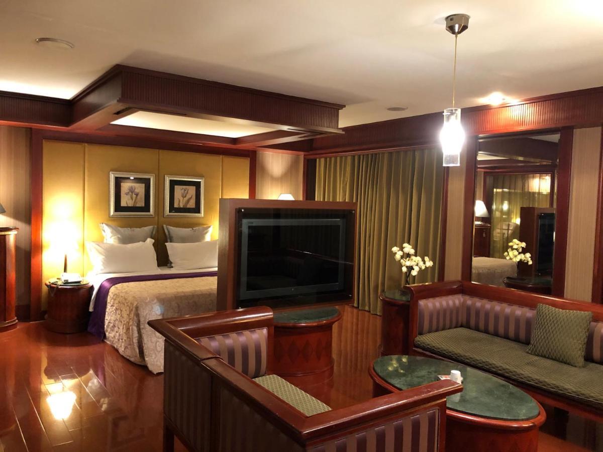 Tree Motel 3*