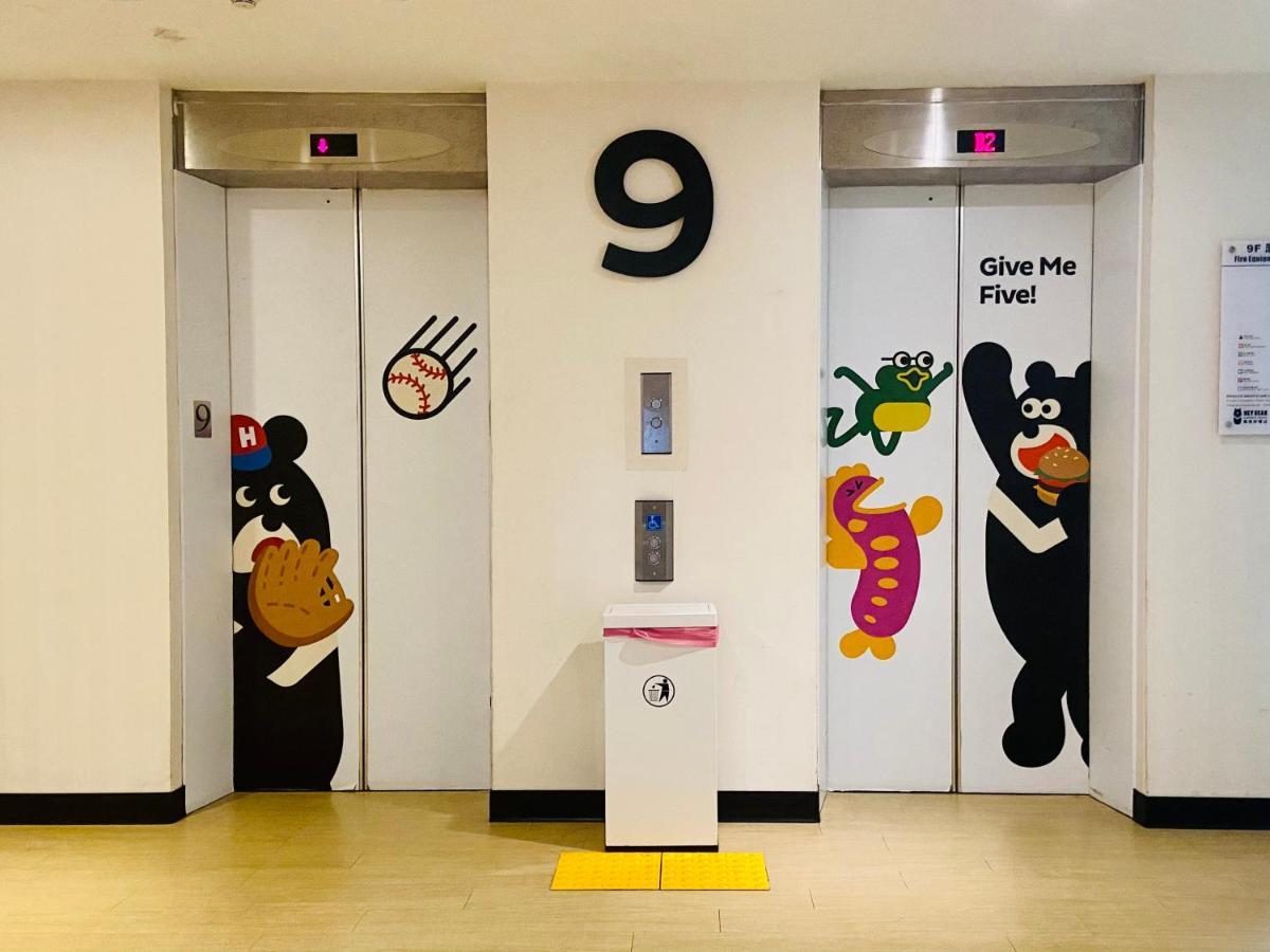 Capsule hotel Hey Bear Capsule Taipei