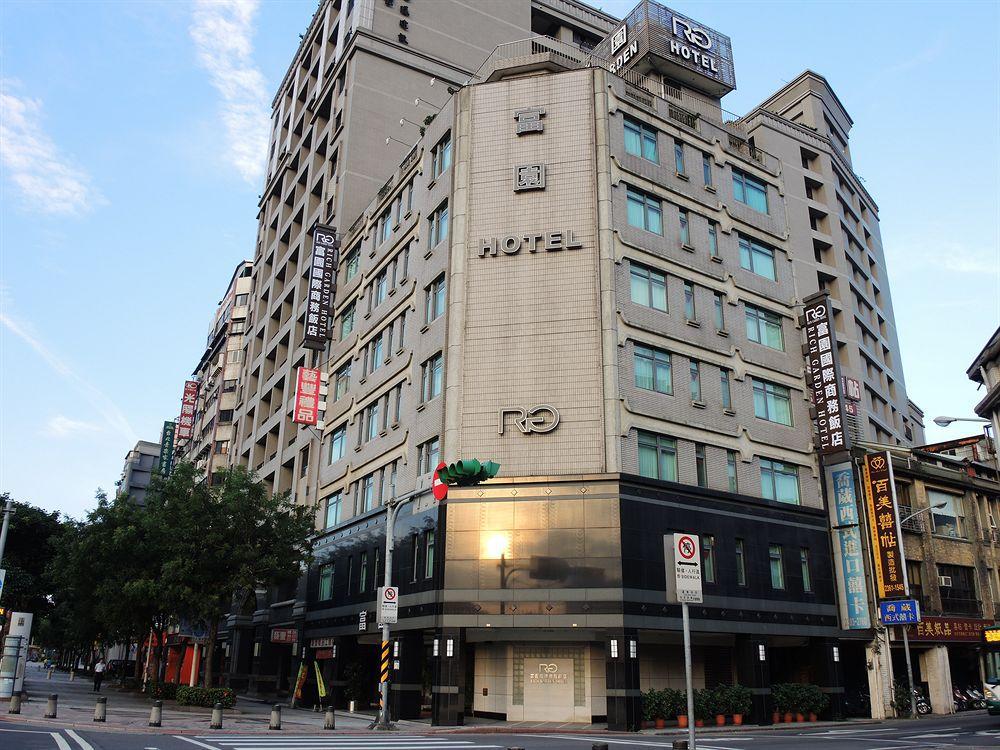 Hotel Rich Garden