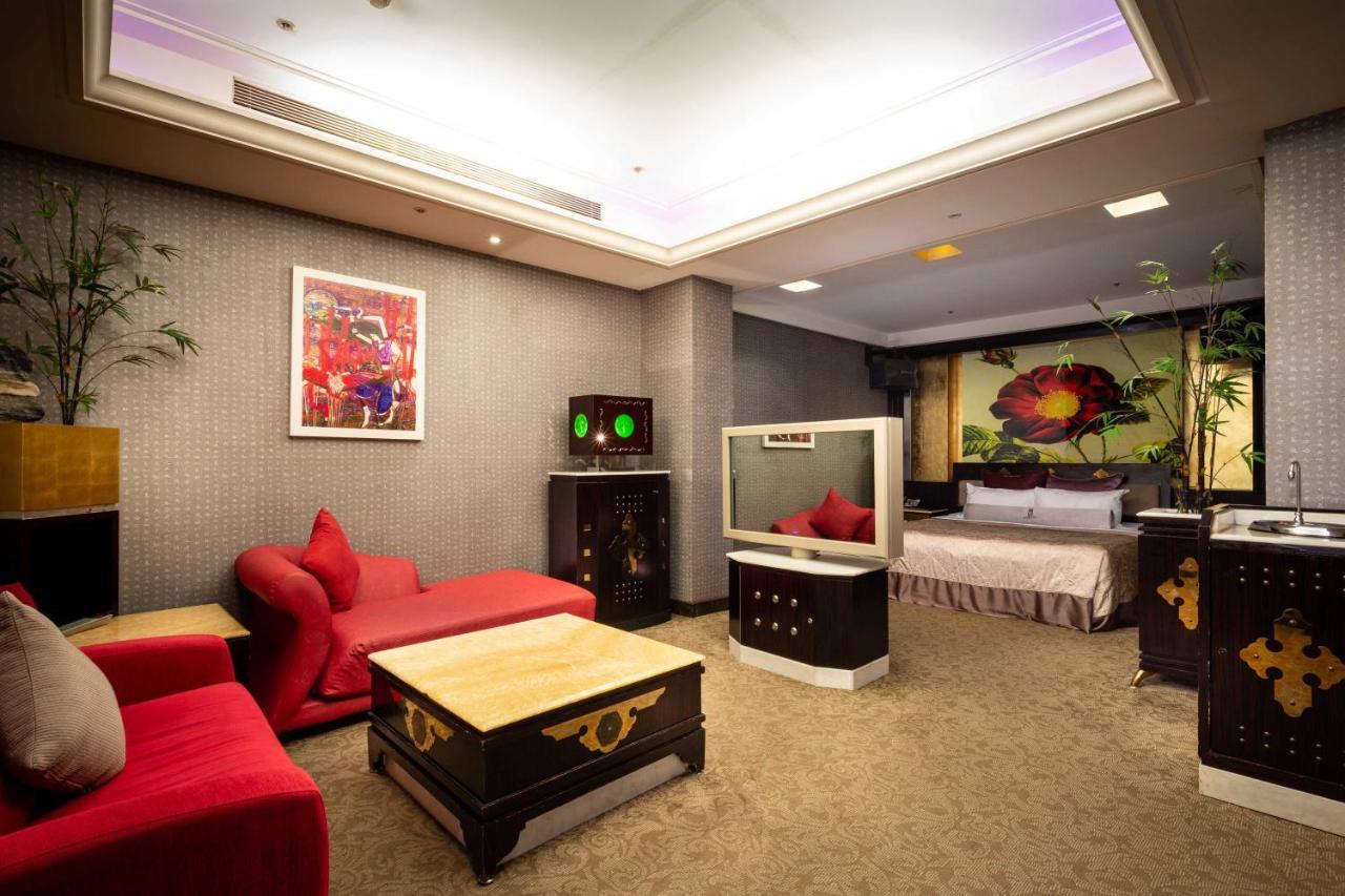 Motel In-stone
