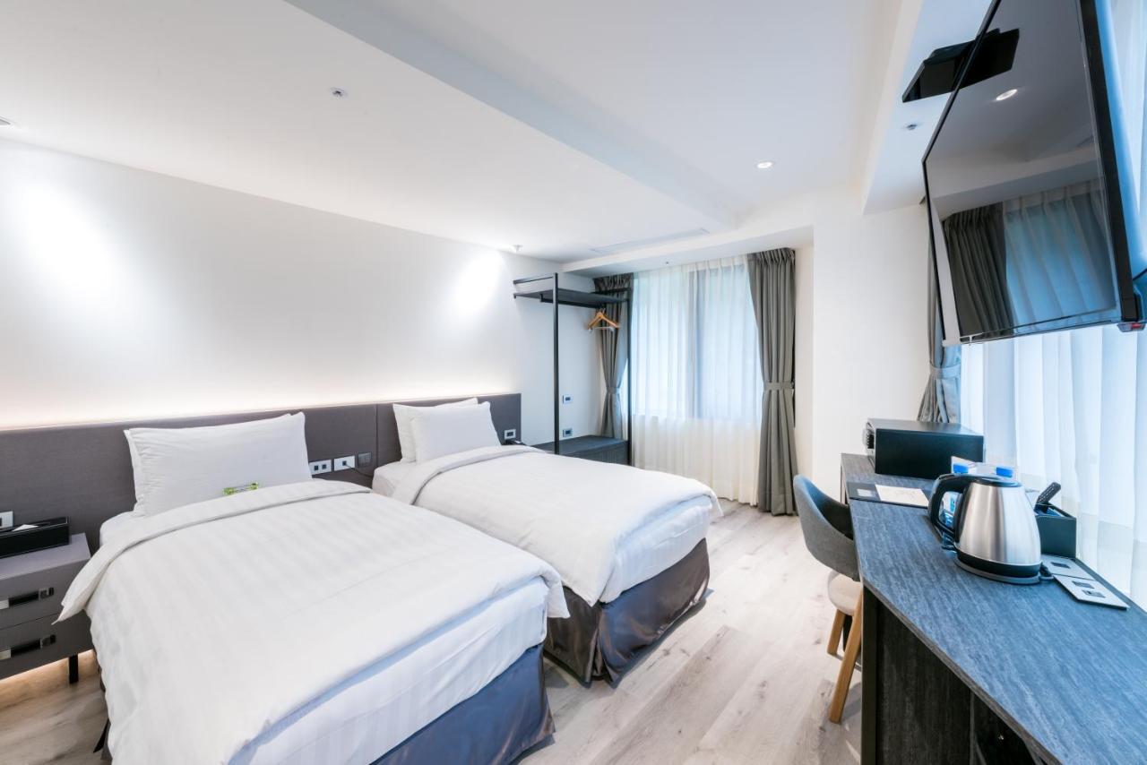 Rf - Zhongxiao Hotel Taipei