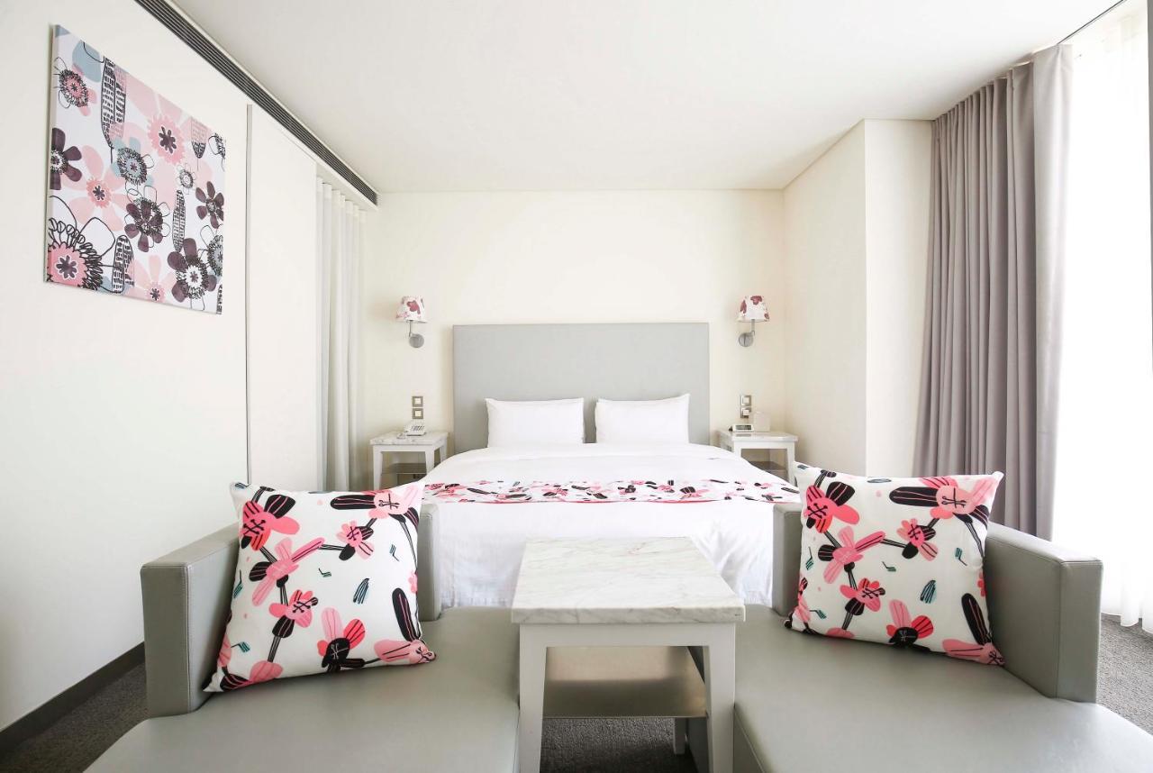 Hotel Ambience Taipei