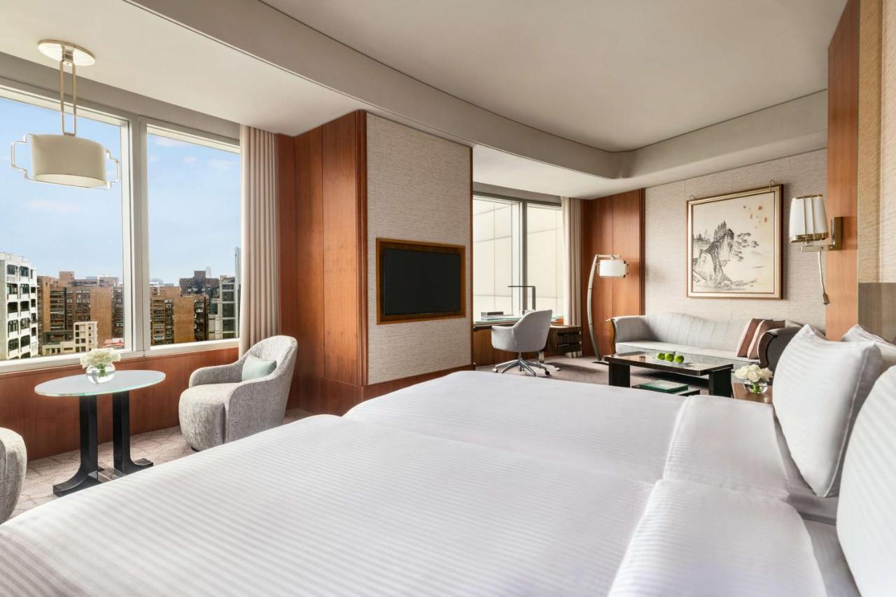 Shangri-la Far Eastern, 5*